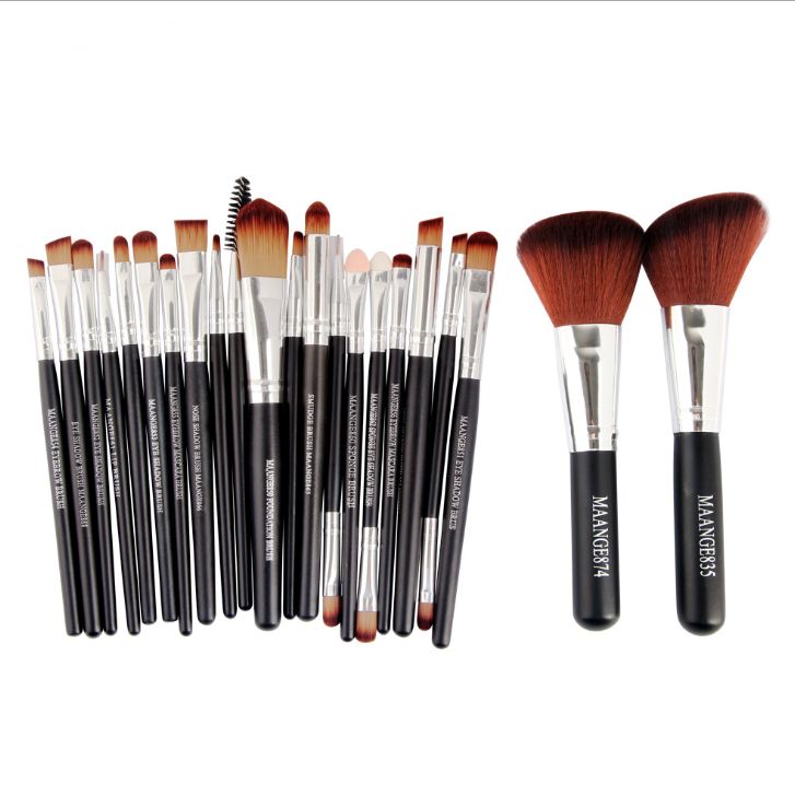 GlamUp: Cosmetic Makeup Brush Set