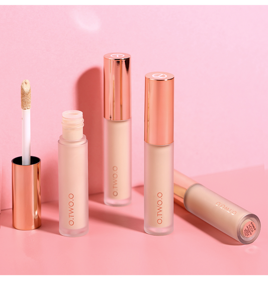 GlamUp: Long-lasting  shading and concealer